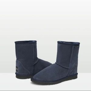 Navy Blue (FAKE) Uggs